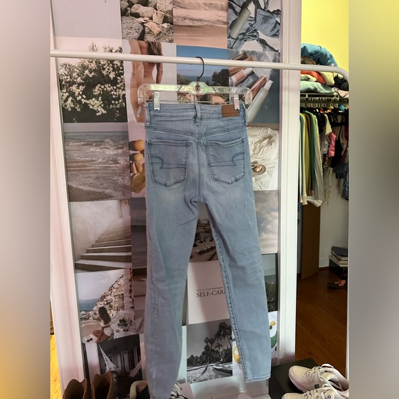 AMERICAN EAGLE BLUE JEGGINGS - Picture 2 of 3